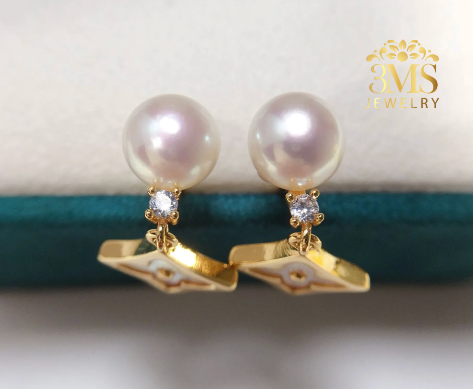 Louive Freshwater Pearl Earrings (925 sterling silver)