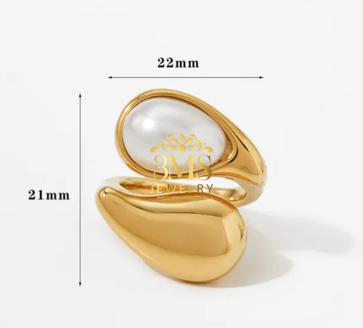 "18K gold ring with pearl oval shape in titanium steel with gold vermeil - size detail"