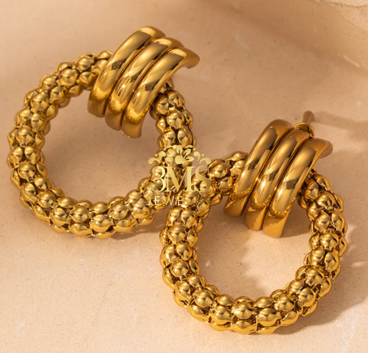 IZZIE EARRING
