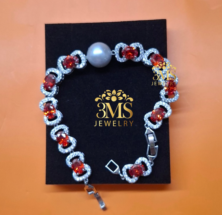 NATURAL GARNET & 12MM WHITE SOUTH SEA PEARL BRACELET
