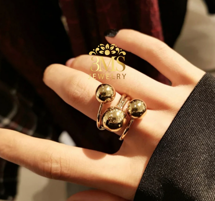 Zaira Ring (Titanium steel)