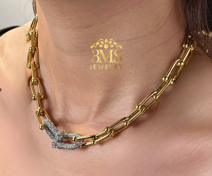 "18K gold necklace with zircon  in stainless steel with gold vermeil -wearing view"