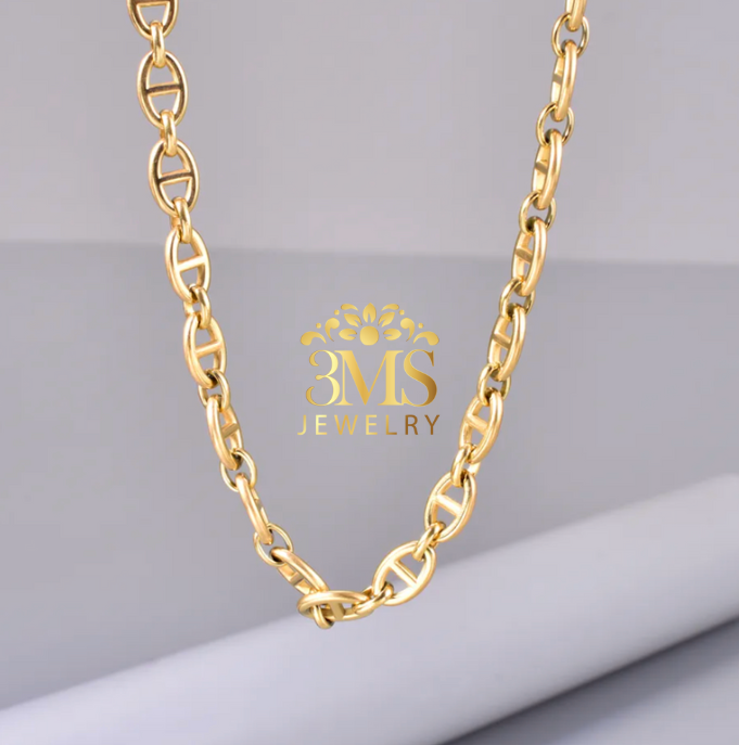 "18K Gold bracelet in titanium steel with gold vermeil  -front details"