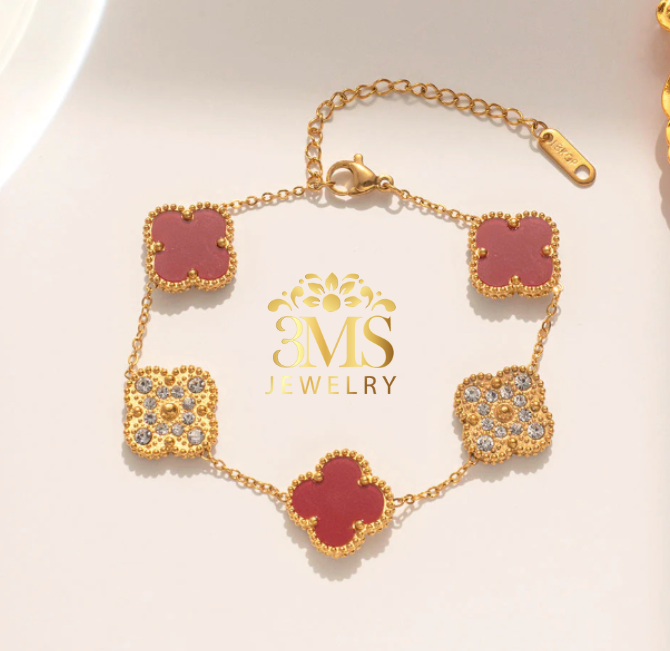 "18K carnelian gold bracelet with zircon stone in a titanium steel with gold vermeil - front view"