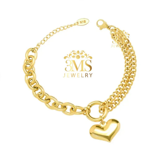 "18K gold chain bracelet with a heart charm in titanium steel with gold vermeil—full view"