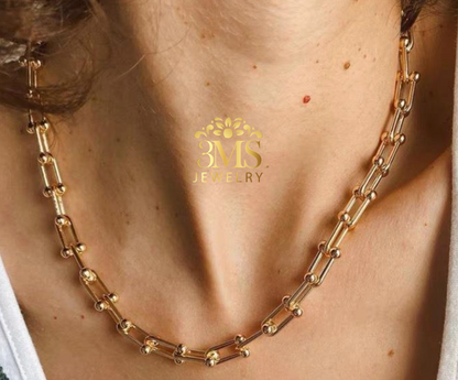 "18K gold chain necklace & bracelet set in stainless steel with gold vermeil - on wear view"