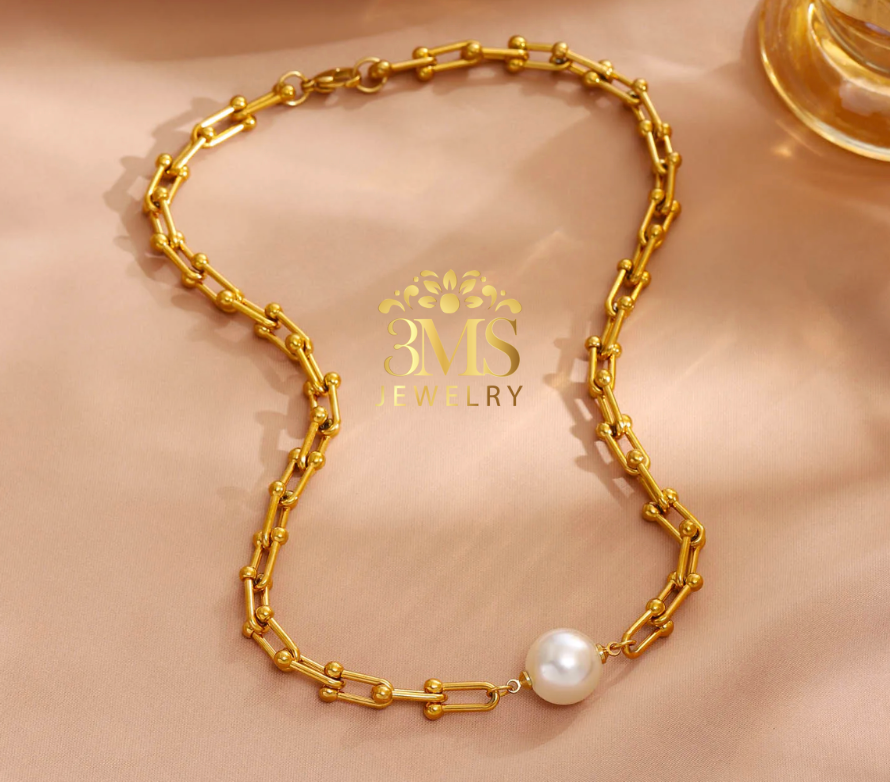 "18K  gold set necklace and bracelet with 10mm faux pearls in stainless steel with gold vermeil - full view"