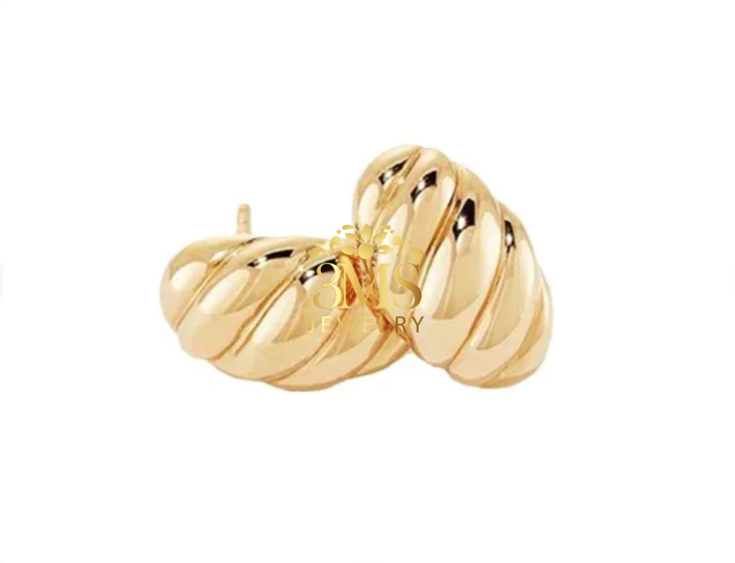 "18K gold stud shell earrings in titanium steel with gold vermeil—full view"